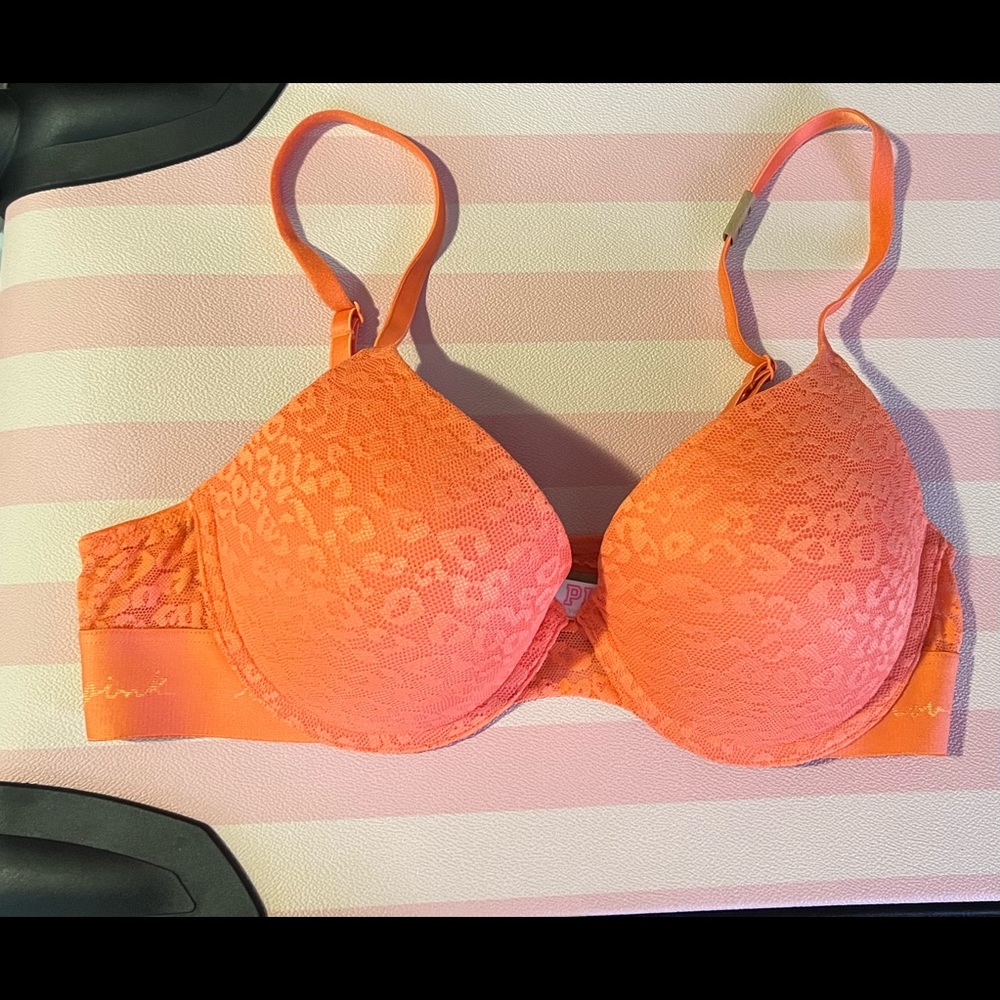 Victoria Secret PINK bra